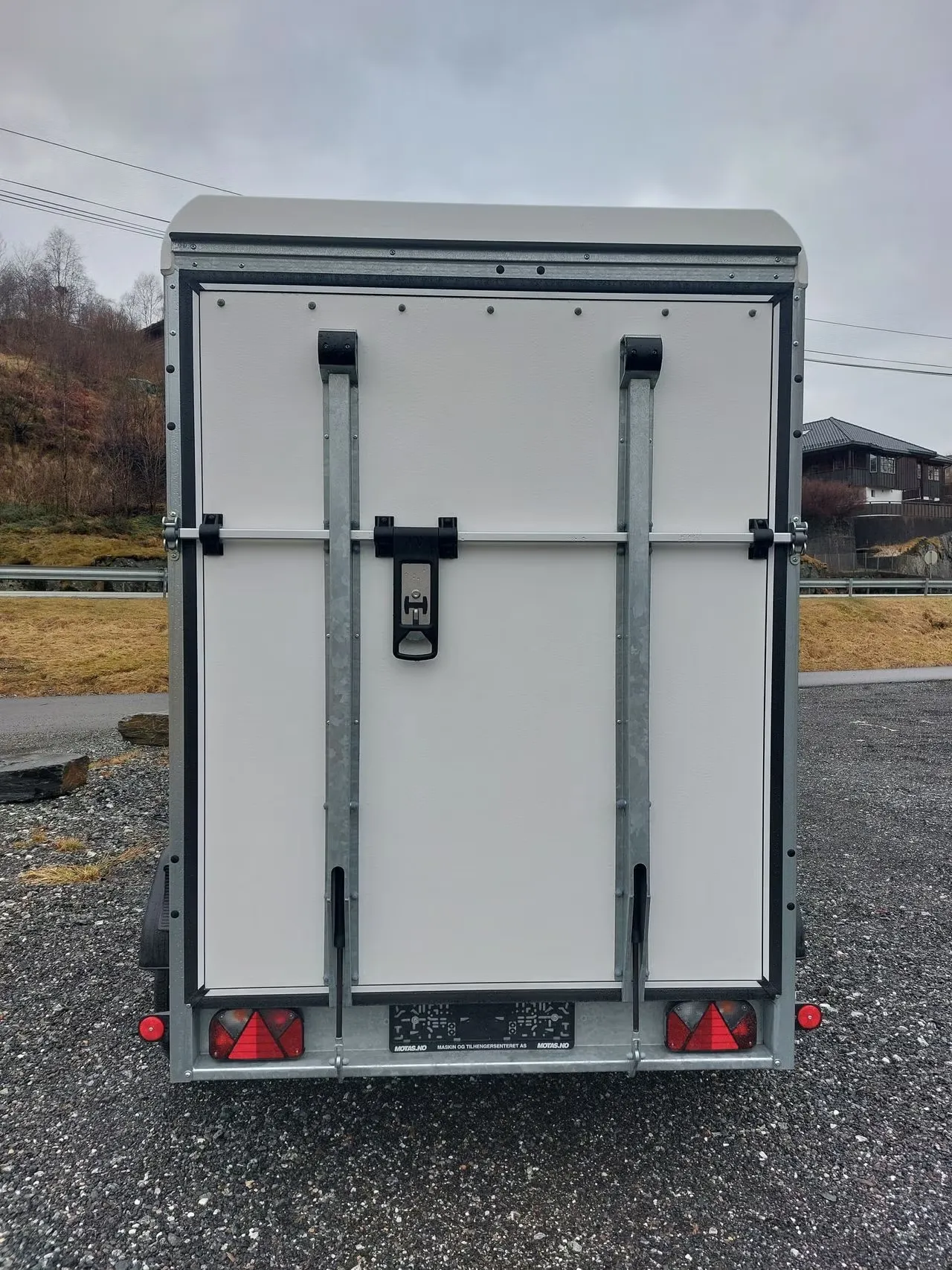 Böckmann KT 3015/20 Kofferanhänger - 2000kg Tandem Doppel-Flügeltür Poly-Dach Low-Lader – Bild 6