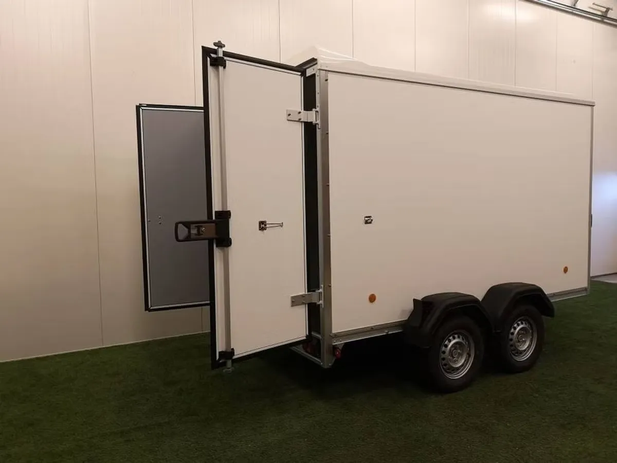 Böckmann KT 3015/20 Kofferanhänger - 2000kg Tandem Doppel-Flügeltür Poly-Dach Low-Lader – Bild 3