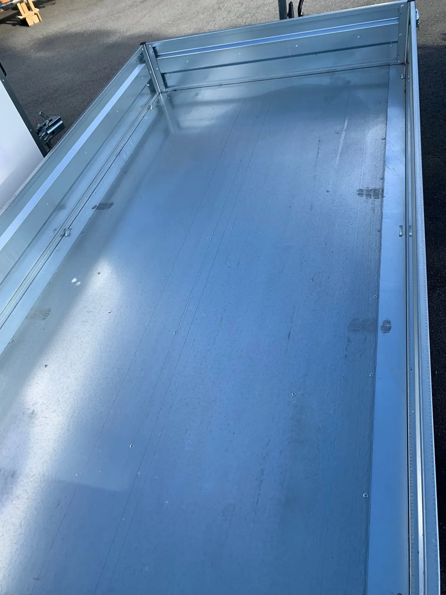 Rückwärtskipper Brenderup Serie 4000 (2.700 kg Elektro-Tandemkipper) – Bild 8
