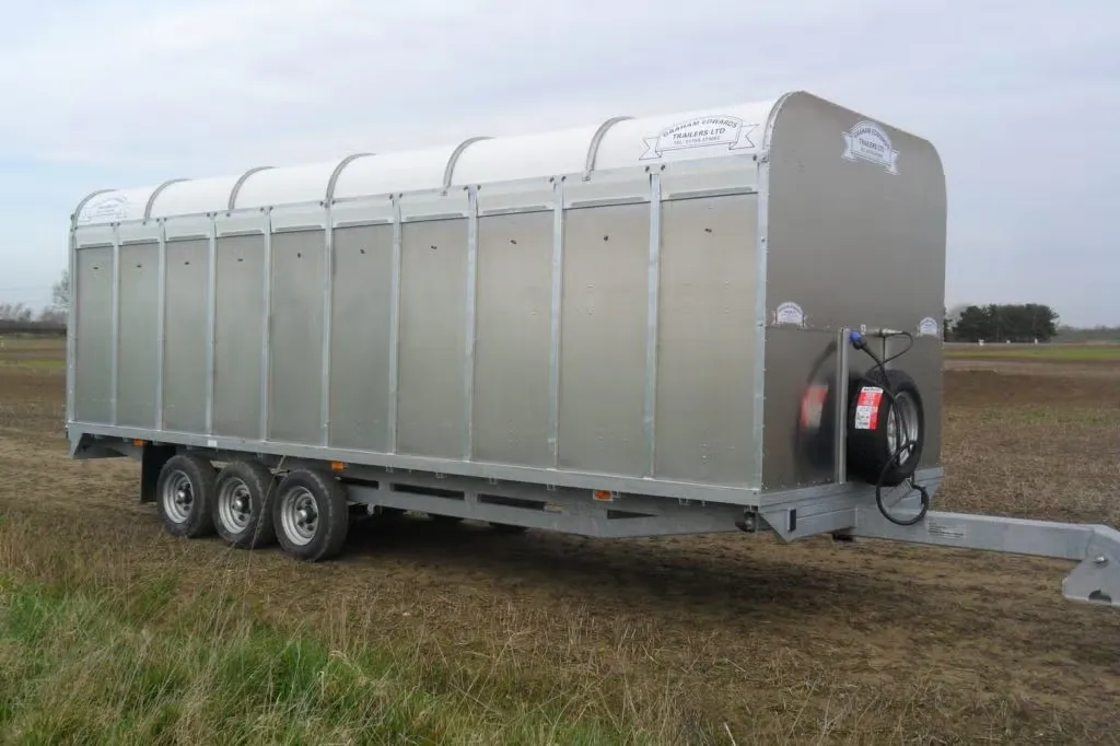 Graham Edwards GET16W TRI Viehanhänger - 4.88m 3-Achser Power Deck+ Elektro-Doppelstock