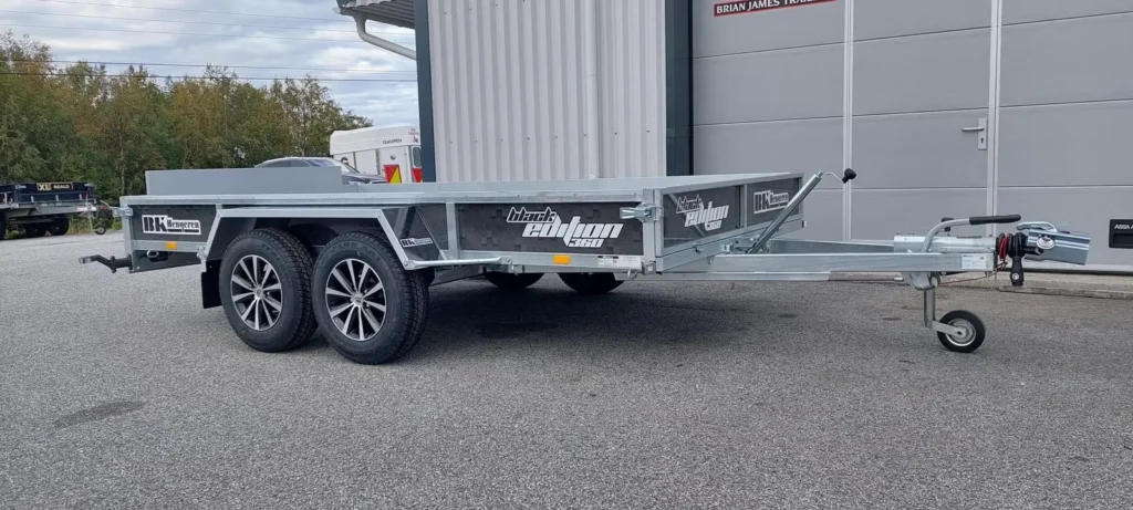 Anhänger PL2736B 2-B Black Edition - Vielseitiger Transportanhänger