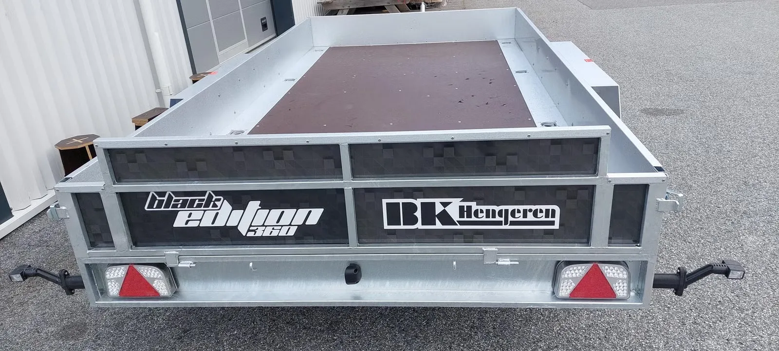 Anhänger PL2736B 2-B Black Edition - Vielseitiger Transportanhänger – Bild 6