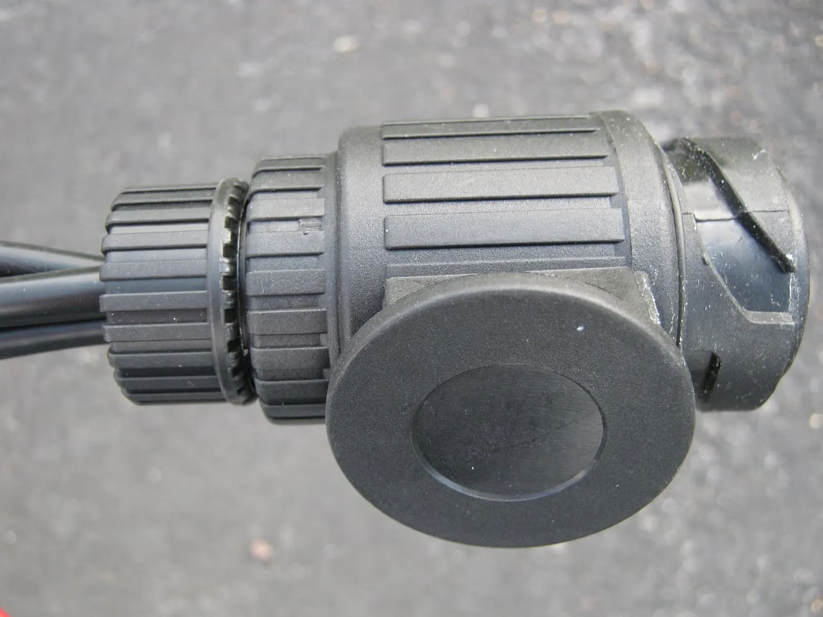 Rückwärtskipper Böckmann RK-AL 3016/27 (2.700 kg Tandem-Hochlader) – Bild 14
