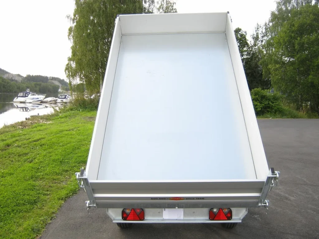 Rückwärtskipper Böckmann RK-AL 3016/27 (2.700 kg Tandem-Hochlader)