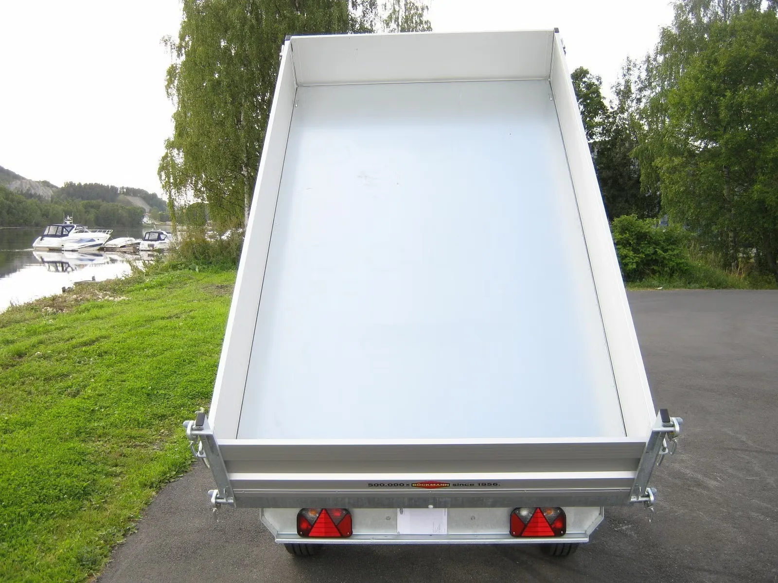 Rückwärtskipper Böckmann RK-AL 3016/27 (2.700 kg Tandem-Hochlader) – Bild 2