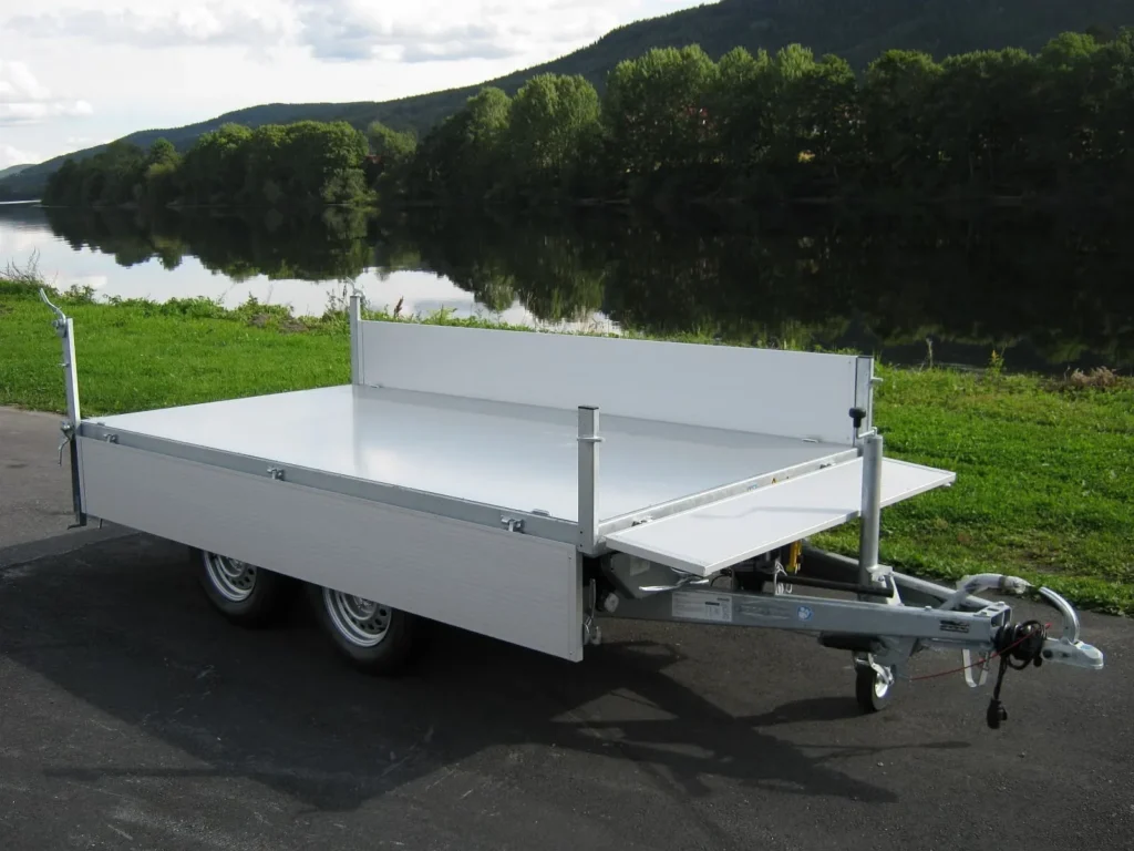 Rückwärtskipper Böckmann RK-AL 3016/27 (2.700 kg Tandem-Hochlader)