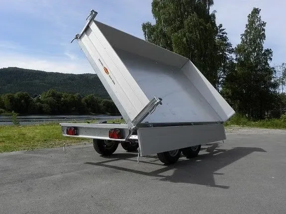 Dreiseitenkipper Böckmann DK-AL 3218/35E (3.500 kg Tandem-Hochlader)
