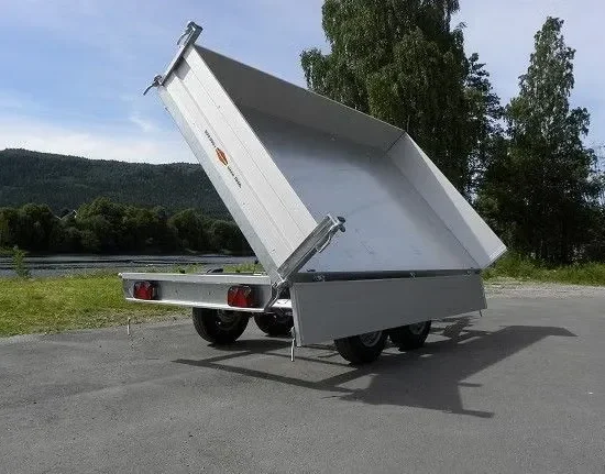 Dreiseitenkipper Böckmann DK-AL 3218/35E (3.500 kg Tandem-Hochlader) – Bild 3