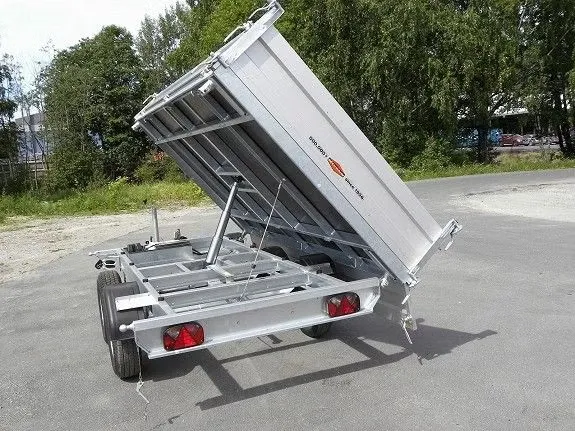 Dreiseitenkipper Böckmann DK-AL 3218/35E (3.500 kg Tandem-Hochlader)