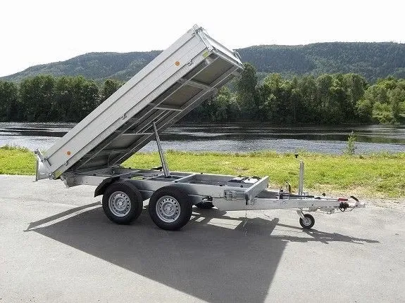 Dreiseitenkipper Böckmann DK-AL 3218/35E (3.500 kg Tandem-Hochlader)