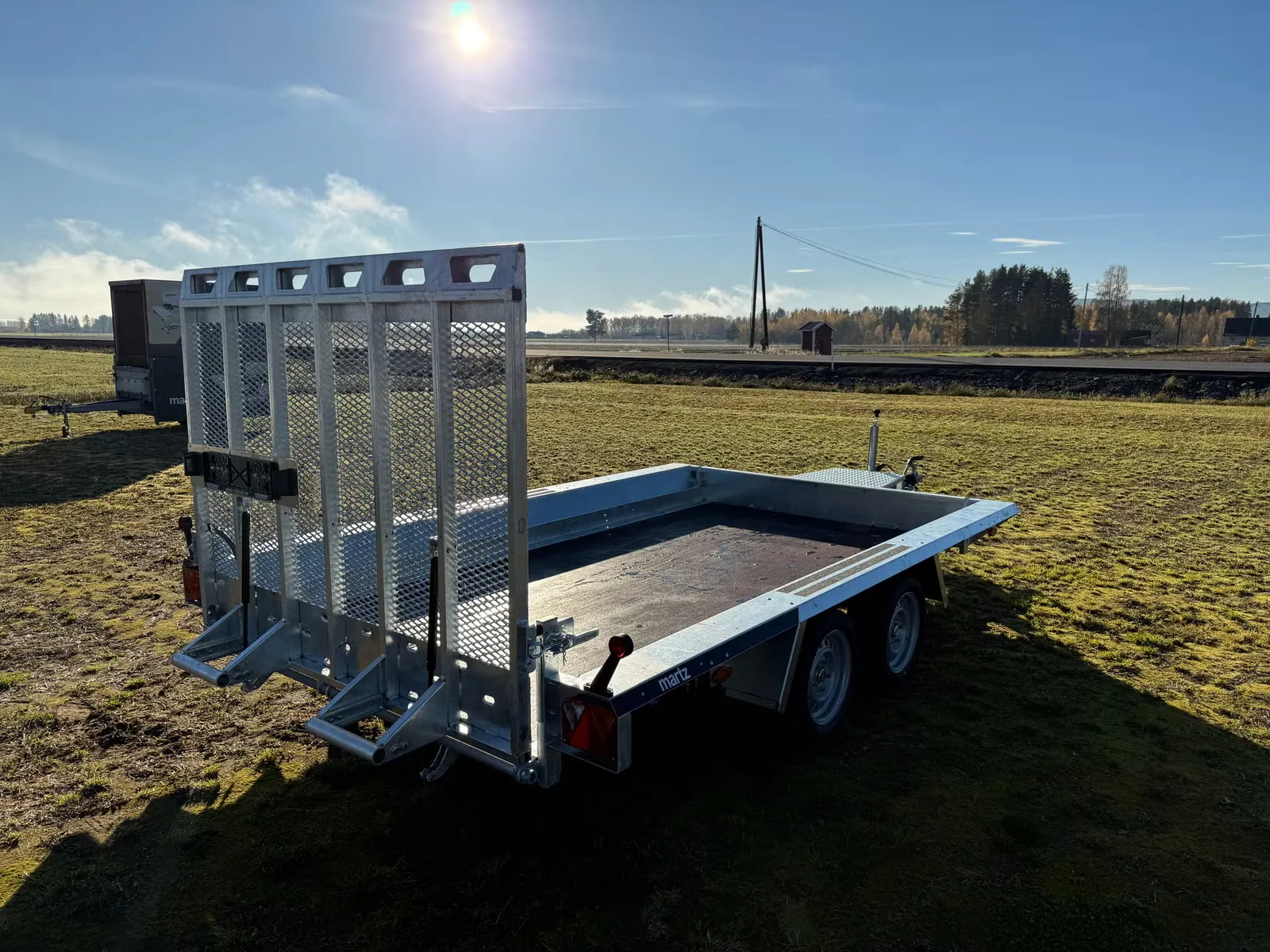 Anhänger Martz BAU 3 350S 3500 kg - Baumaschinentransporter mit Auffahrrampe – Bild 3