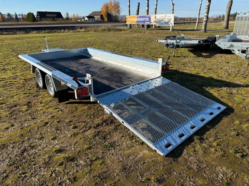 Anhänger Martz BAU 3 350S 3500 kg - Baumaschinentransporter mit Auffahrrampe