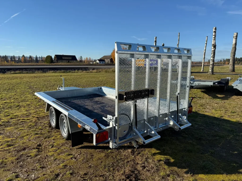 Anhänger Martz BAU 3 350S 3500 kg - Baumaschinentransporter mit Auffahrrampe