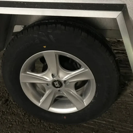 Tysse 6270 mit Aluminium-Deckel (1.300 kg Einachs-Universalanhänger / ATV- & Motorschlitten-Transporter) – Bild 8