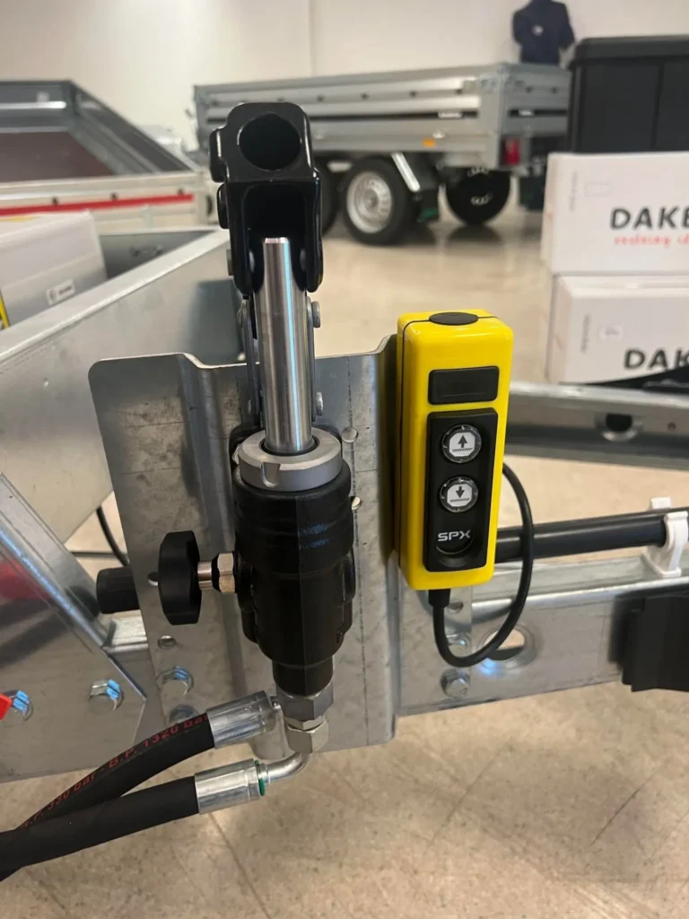 Rückwärtskipper Temared Fenris (1.500 kg Einachs-Kipper mit Elektropumpe)