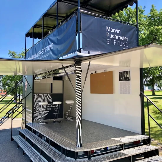 Messe- und Ausstellungsanhänger Wiks Robotka (3.000 kg Premium-Showroom-Anhänger) – Bild 2