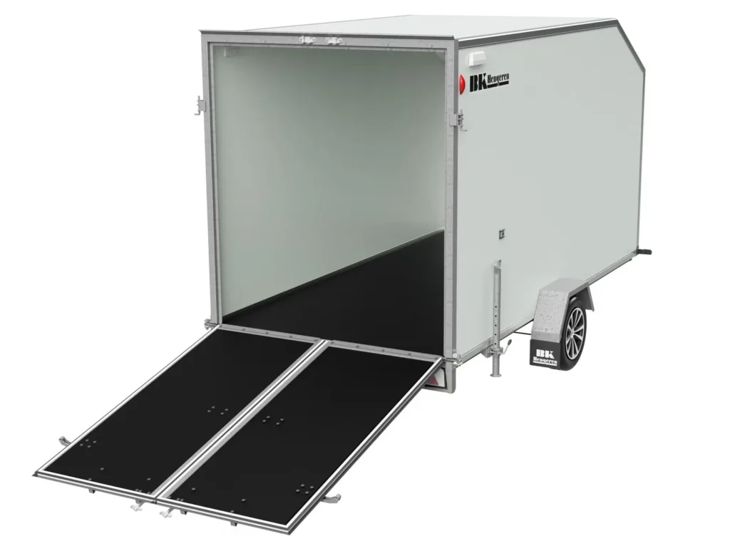 Kofferanhänger BK Hengeren PLC 2736 (2.700 kg Tandemkoffer mit geneigtem Dach & Wabenstruktur)