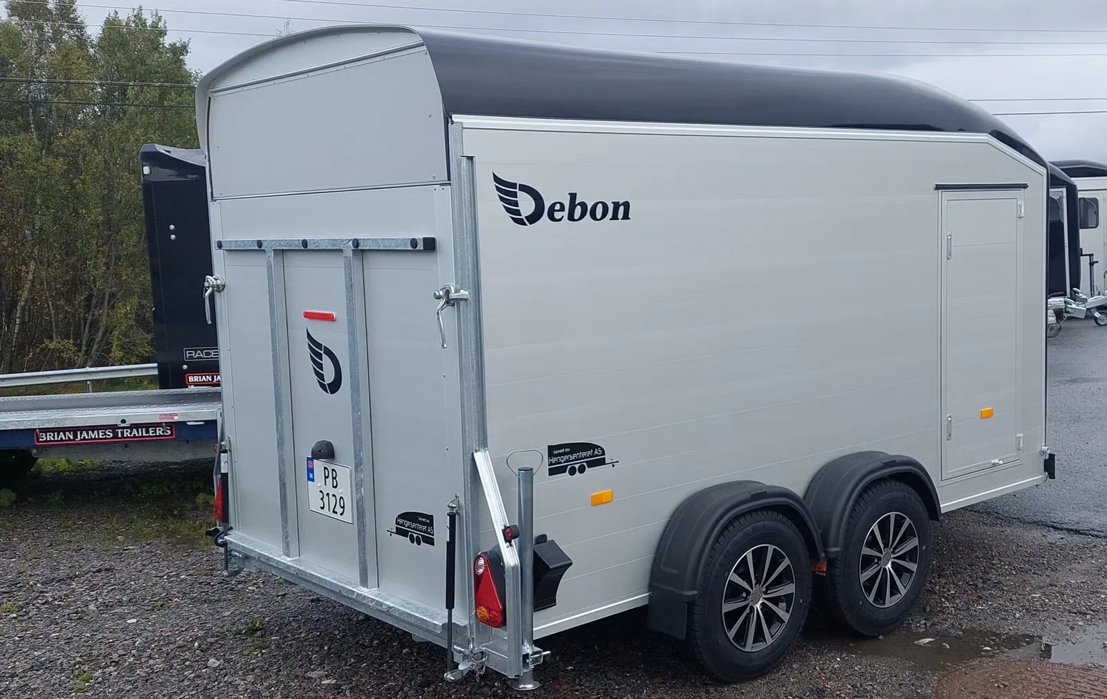 Anhänger Debon Roadster 700 - Kofferanhänger mit Auffahrklappe & Seitentür – Bild 8