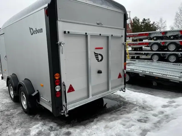Debon Roadster 800 Kofferanhänger - Aluminium Seitentür Pullman2 100km/h 3500kg