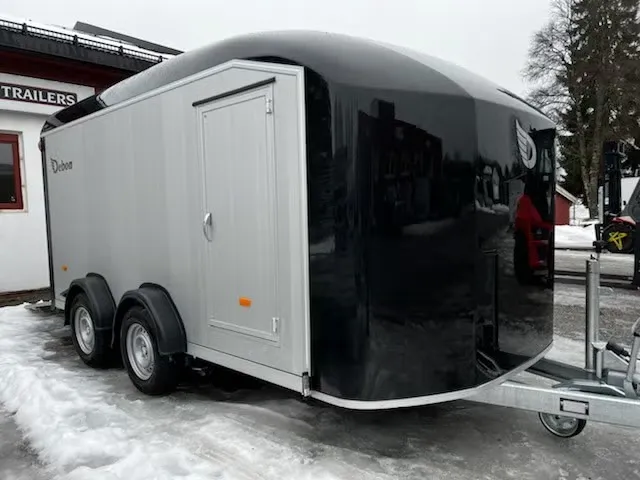 Debon Roadster 800 Kofferanhänger - Aluminium Seitentür Pullman2 100km/h 3500kg