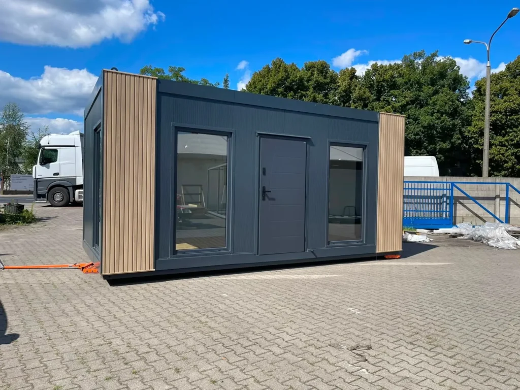 Modulhaus - Bürocontainer 3x6m - TEK17 Isolation - Vollverglast - Klima - Elektro - Hörmann Tür - Neu
