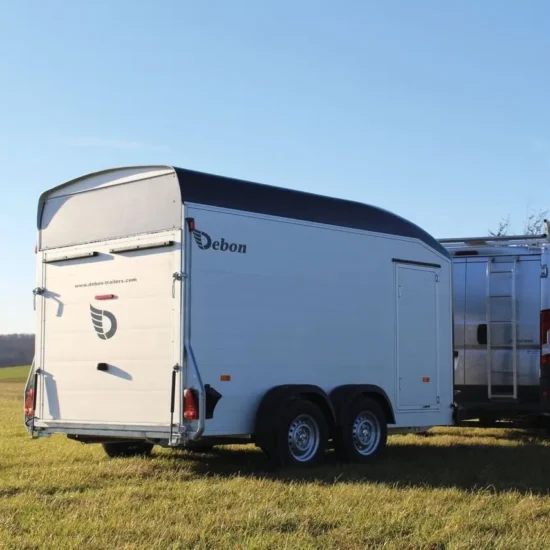 Anhänger Debon Roadster 700 - Vollaluminium-Kofferanhänger mit Auffahrklappe & Seitentür – Bild 2