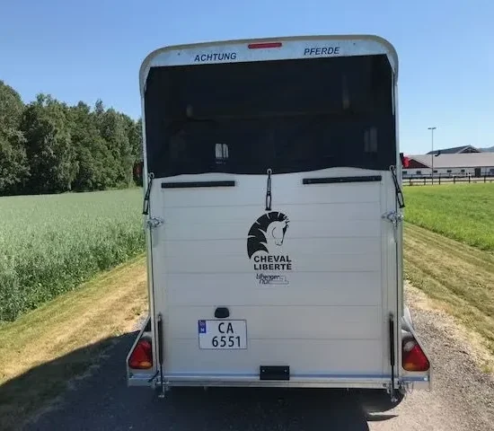 Anhänger Cheval Liberté Touring Country - Vollaluminium-Pferdeanhänger mit Frontausstieg – Bild 18