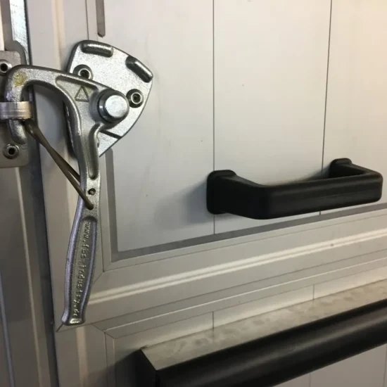 Anhänger Cheval Liberté Touring Country - Vollaluminium-Pferdeanhänger mit Frontausstieg – Bild 23