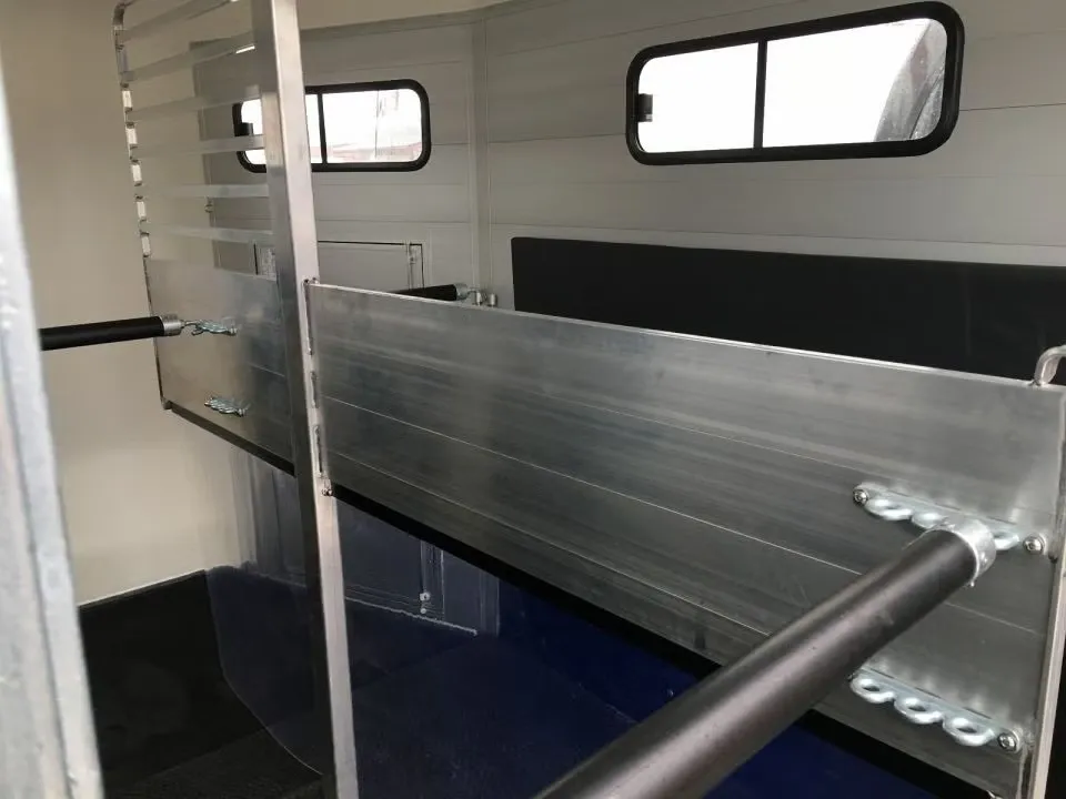 Anhänger Cheval Liberté Touring Country - Vollaluminium-Pferdeanhänger mit Frontausstieg