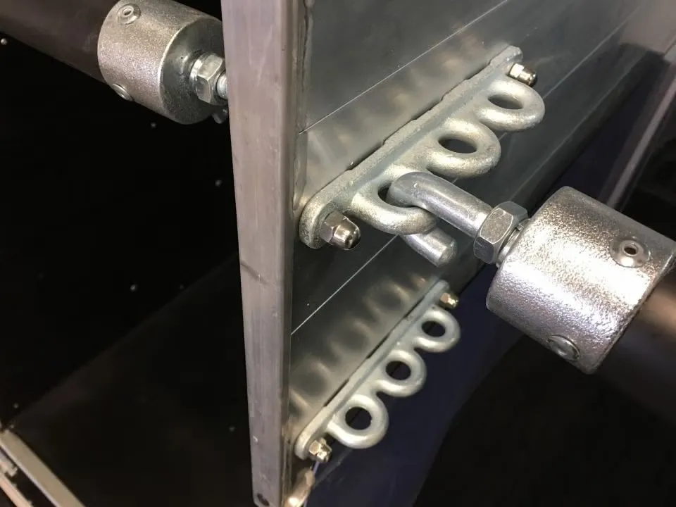 Anhänger Cheval Liberté Touring Country - Vollaluminium-Pferdeanhänger mit Frontausstieg