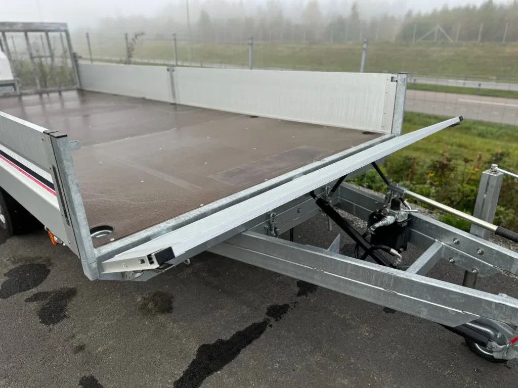Anhänger BK PHN 3555TTA - Profi-Plateauanhänger / Autotransporter (Tridem)