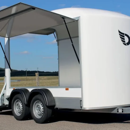 Anhänger Debon Roadster 500 - Aerodynamischer Aluminium-Kofferanhänger – Bild 4