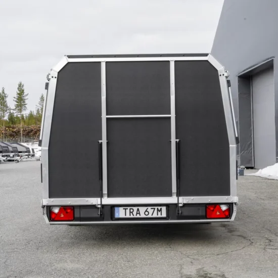 Anhänger 4P Grand Touring (North Grade) - Premium-Schneemobilanhänger mit Haube & Kunststoffausstattung – Bild 6