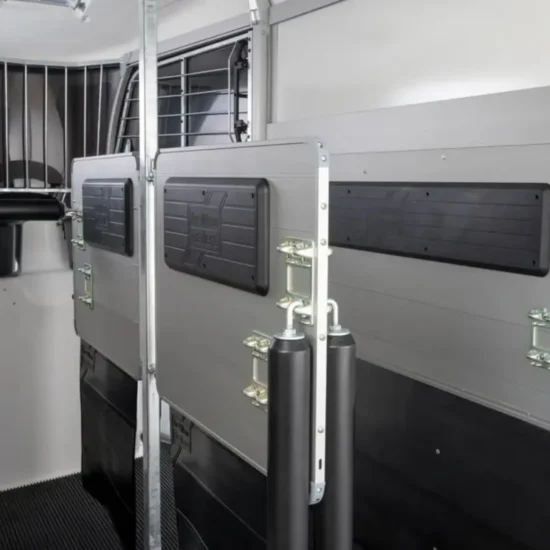 Pferdeanhänger Ifor Williams HBX511 - Premium-Aluminium-Pferdetransporter (2 Pferde) – Bild 4