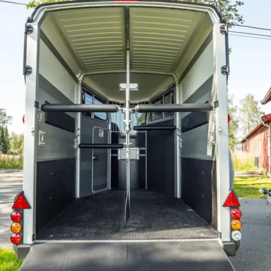 Pferdeanhänger Ifor Williams HBX511 - Premium-Aluminium-Pferdetransporter (2 Pferde) – Bild 6
