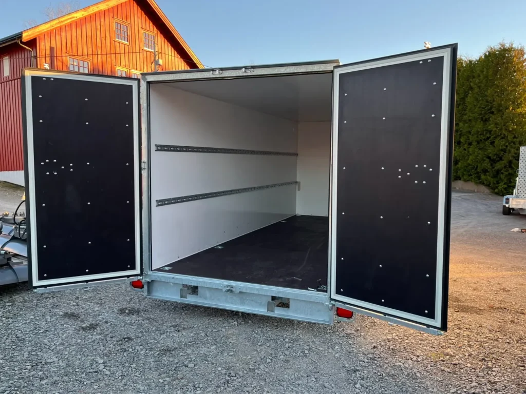 Anhänger F2750 - Kofferanhänger mit 5 m Ladefläche (20 m³)