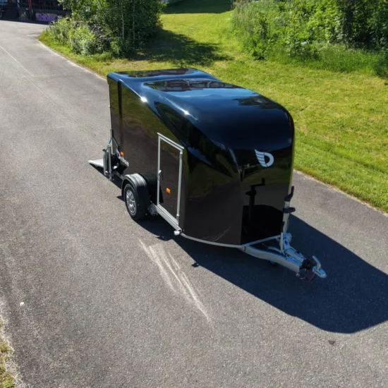 Anhänger Debon Cargo XL (mit Seitentür) - Aerodynamischer Polyester-Kofferanhänger – Bild 1