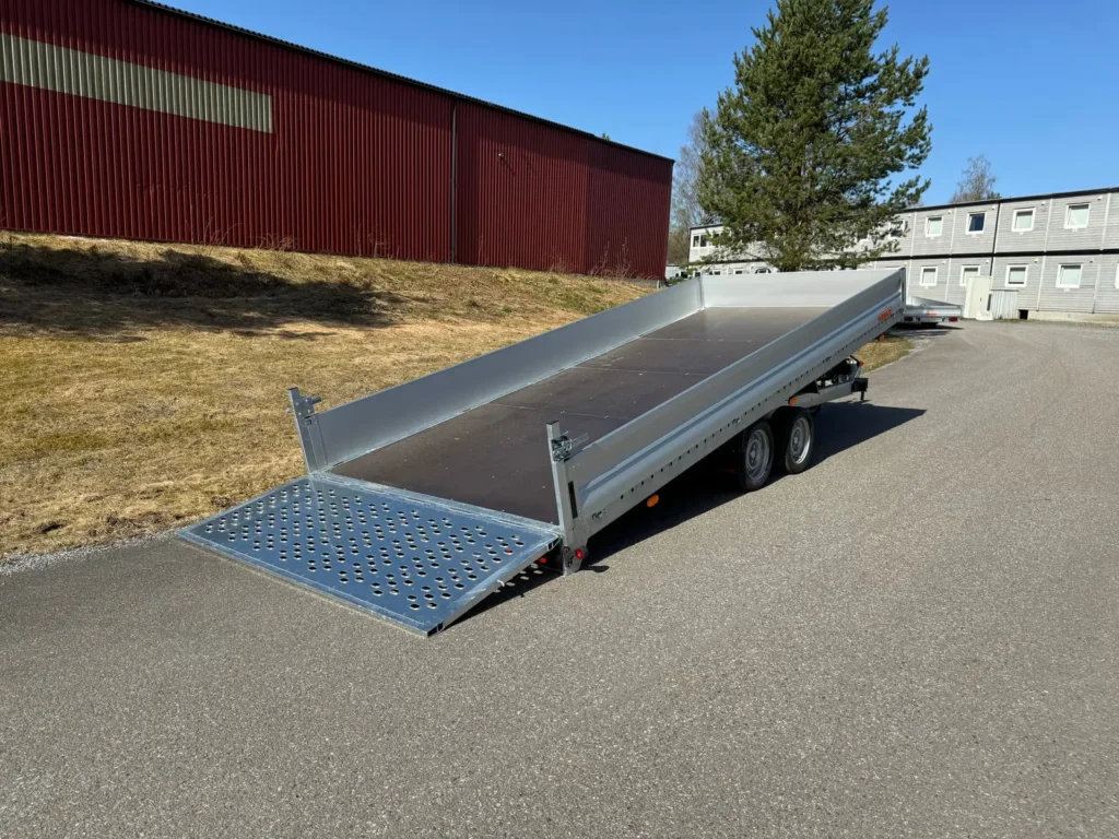 Anhänger Wiks Jumbo 35.51 B - Hydraulisch ankippbarer Universal- & Fahrzeugtransporter