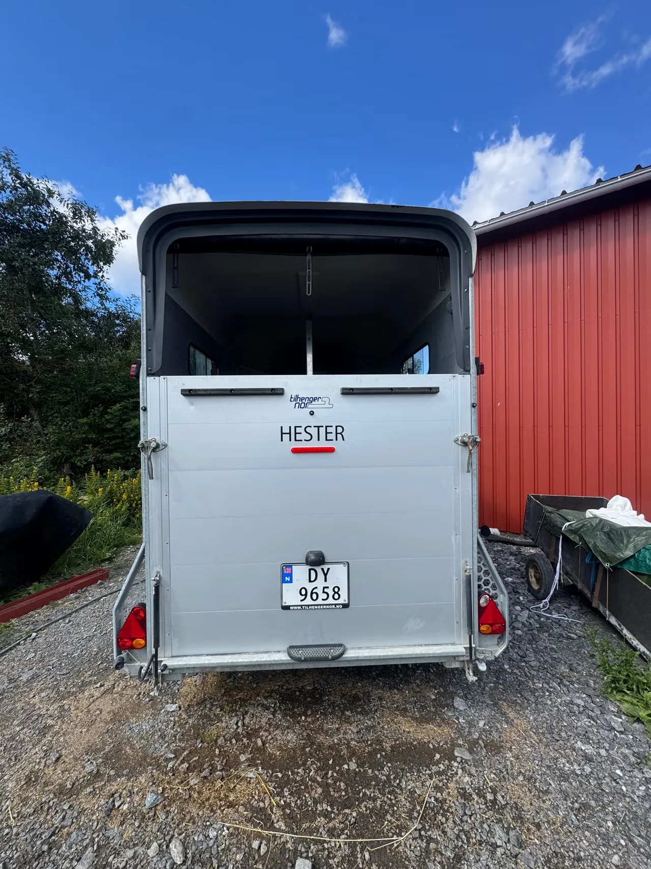 Cheval Liberté Touring Country Pferdeanhänger - 2 Pferde Frontausstieg Sattelkammer Alu/Polyester – Bild 4