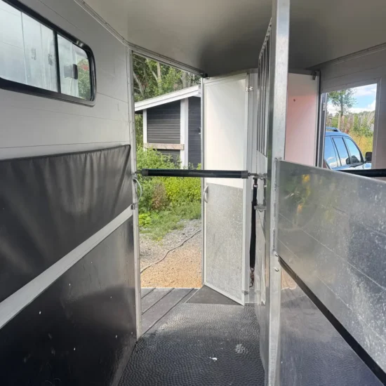 Cheval Liberté Touring Country Pferdeanhänger - 2 Pferde Frontausstieg Sattelkammer Alu/Polyester – Bild 19