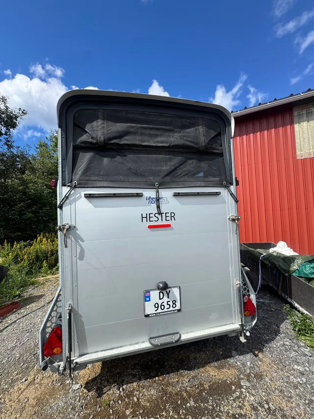 Cheval Liberté Touring Country Pferdeanhänger - 2 Pferde Frontausstieg Sattelkammer Alu/Polyester – Bild 15