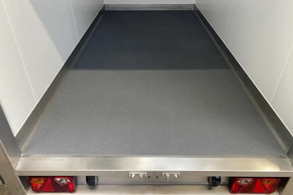 Wiks Cooling Box Kühlanhänger - 2700kg Kühlkoffer 50mm Isolation 0-10°C GOVI