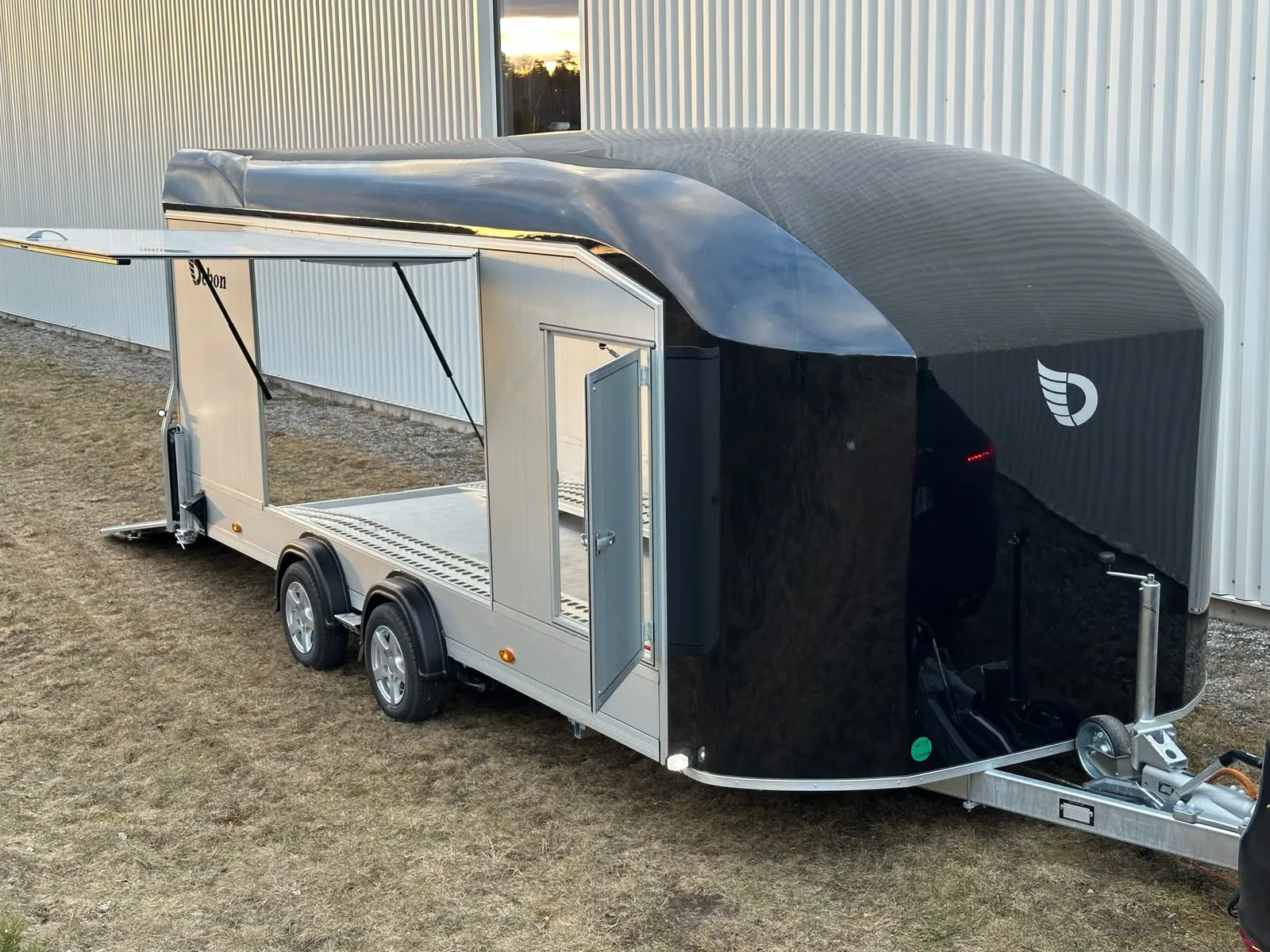 Geschlossener Autotransporter Debon Roadster 2000 (mit Fluggeltüren & Seitentüren) – Bild 4