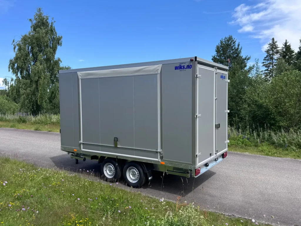 Kofferanhänger Wiks HK E 30.4 D (Isoliert, mit Seitenklappe)