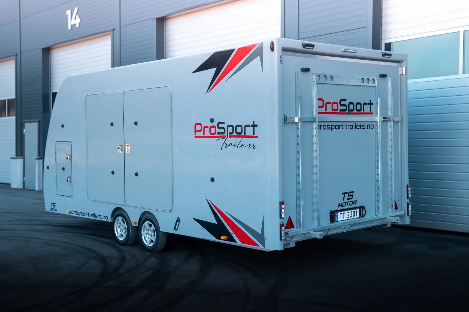 Geschlossener Autotransporter ProSport Trailers T3 (Nordic Edition) – Bild 3