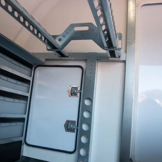 Geschlossener Autotransporter ProSport Trailers T3 (Nordic Edition) – Bild 11