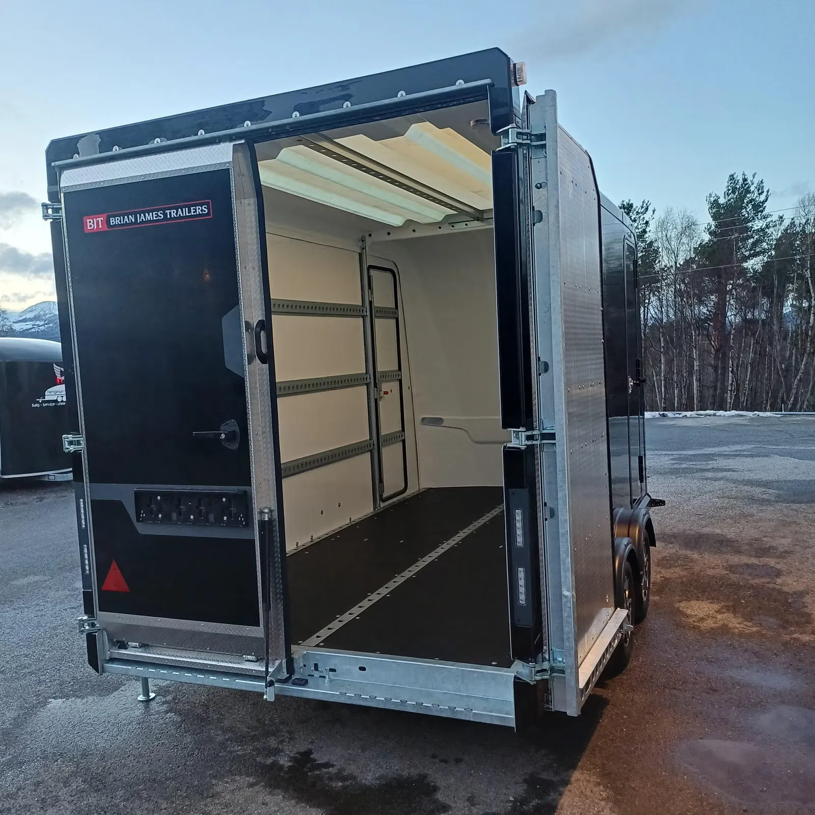 Kofferanhänger Brian James Cargo Shuttler / High-Spec Box (600-3518-27-2-12-B) – Bild 14