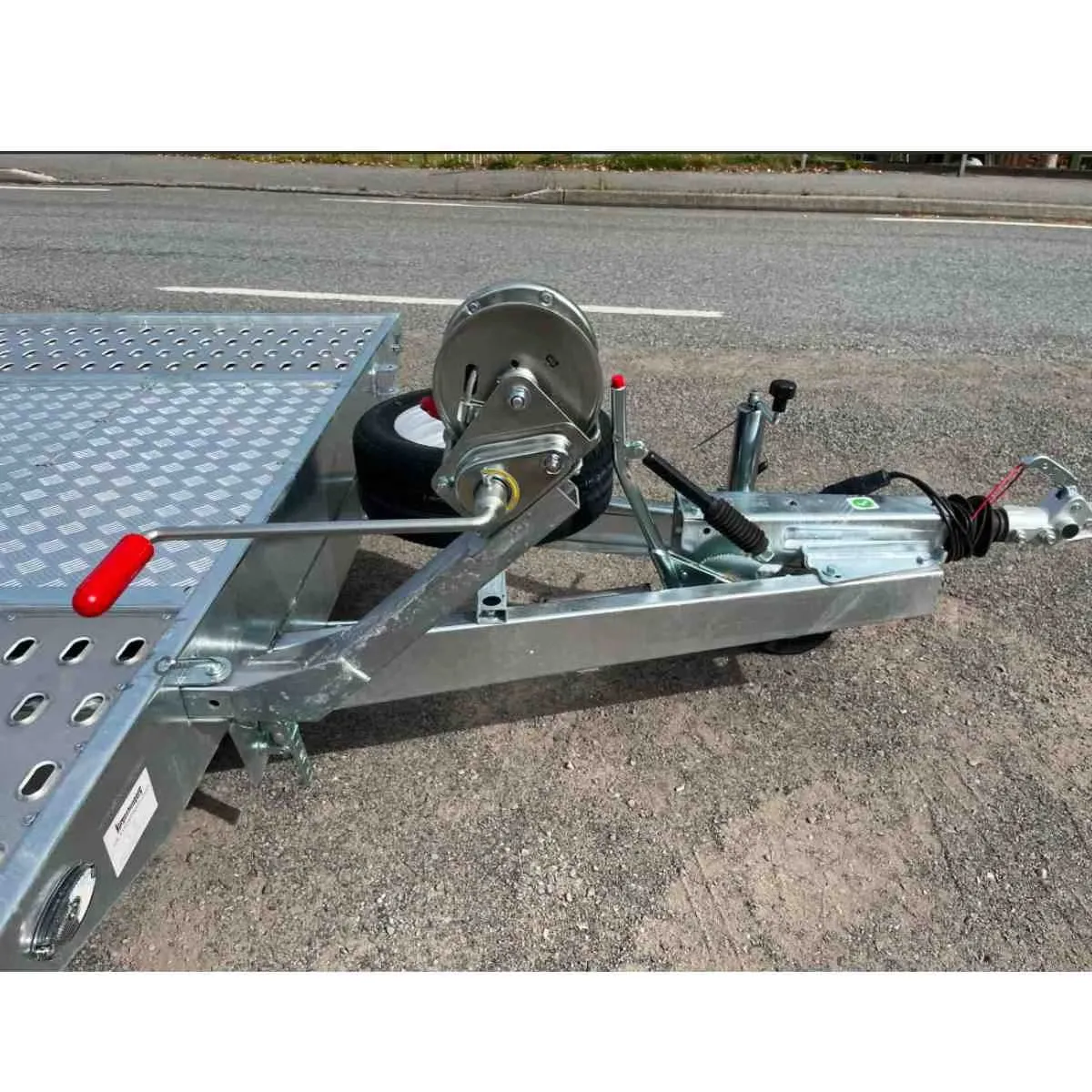 Fahrzeug- & Allroundtransporter C3558 (Ankipper mit 5,86 m Ladefläche) – Bild 2