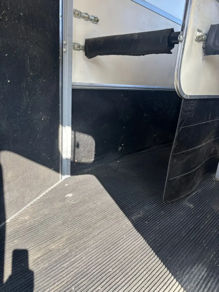 Ifor Williams HB511 Pferdeanhänger - 2 Pferde bis 17.2 hh Alu Frontausstieg 2700kg