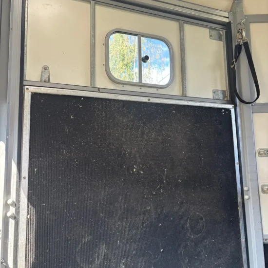 Ifor Williams HB511 Pferdeanhänger - 2 Pferde bis 17.2 hh Alu Frontausstieg 2700kg – Bild 6